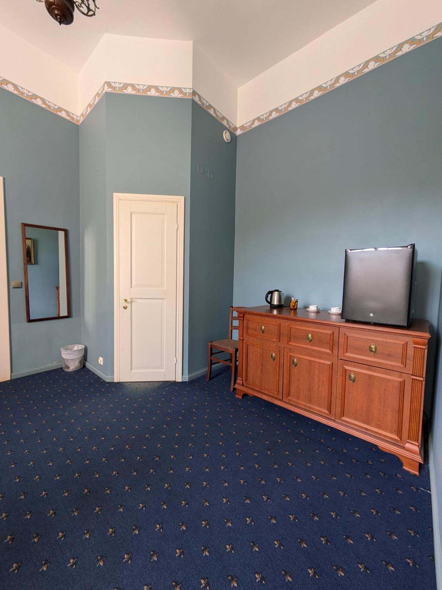 Palmse Manor Guesthouse الغرفة الصورة